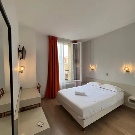 Hotel Robespierre Ex Ideal Paris - Montreuil (Seine-Saint-Denis)